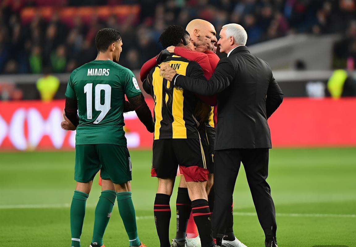 穆里尼奥与孔蒂师徒对决：那不勒斯旧部随新帅重返本菲卡挑战恩师